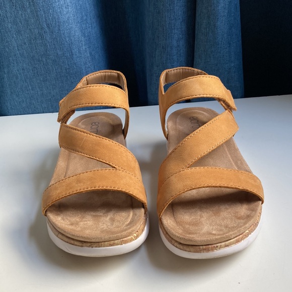 Earth Roni Leather sandals size 6, mustard color, excellent condition - Picture 7 of 11